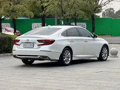 2022 Honda Accord 260TURBO Luxury, белый — фото 14