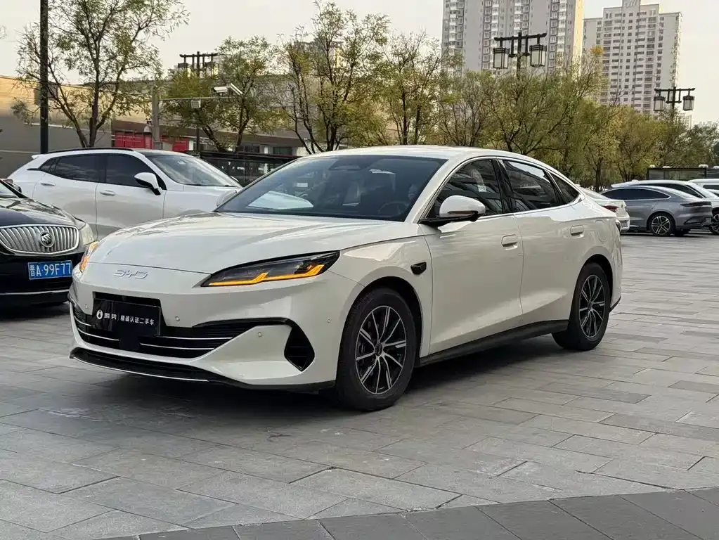 2025 BYD Seal 06 DM-i PHEV 120KM Smart Driving Premium