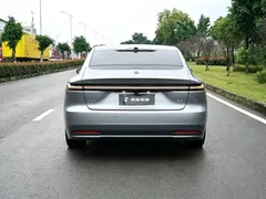 2024 Nio ET7 75kWh Executive Signature — фото 5