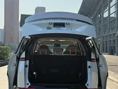 2026 Xpeng X9 EV 750 Ultra, белый — фото 15