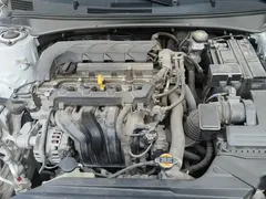 2022 Hyundai Elantra 1.5L CVT 20th Anniversary, белый — фото 10