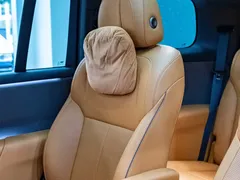 2025 Li Auto i8 Standard — фото 9