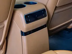 2025 Li Auto i8 Standard — фото 16