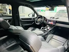 2021 Porsche Cayenne E-Hybrid 2.0T PHEV, чёрный — фото 14