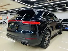 2021 Porsche Cayenne E-Hybrid 2.0T PHEV, чёрный — фото 19