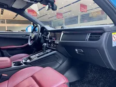 2022 Porsche Macan 2.0T, синий — фото 11