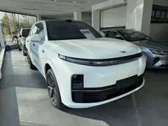 2025 Li Auto L7, белый — фото 3