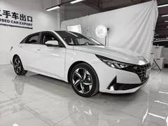 2022 Hyundai Elantra 1.5L CVT LUX Premium, белый — фото 3