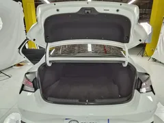2022 Hyundai Elantra 1.5L CVT LUX Premium, белый — фото 15