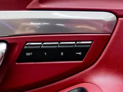 2020 Porsche 718 Boxster 2.0T, белый — фото 28