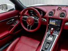 2020 Porsche 718 Boxster 2.0T, белый — фото 31