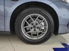 2025 BYD Seal 06 DM-i PHEV Smart Driving 80km Luxury — фото 6