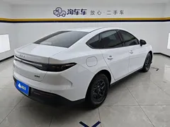 2025 BYD Seal 05 PHEV DM-i Smart Drive 55km Luxury, белый — фото 3