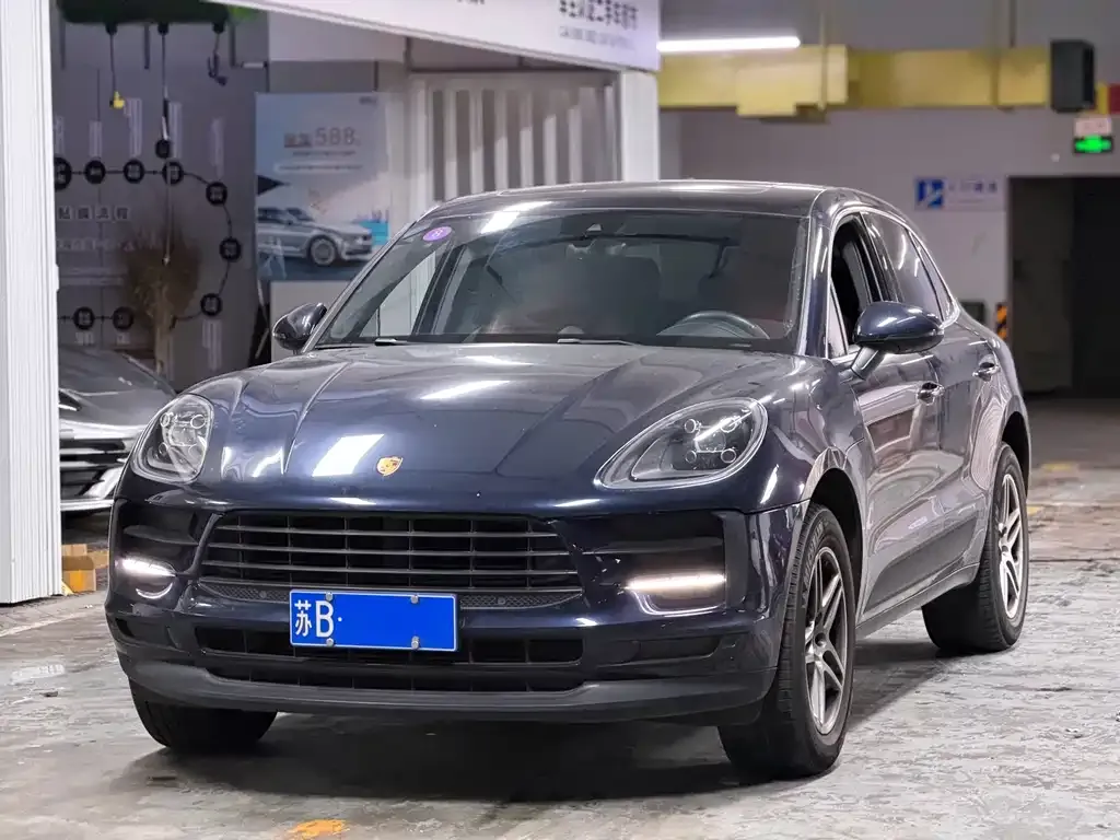 2021 Porsche Macan 2.0T