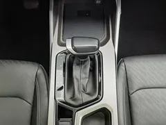 2022 Geely Emgrand 4th Gen 1.5L CVT Premium, белый — фото 13