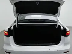 2022 Geely Emgrand 4th Gen 1.5L CVT Premium, белый — фото 16