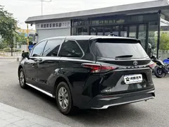2023 Toyota Granvia 2.5L Hybrid Comfort, чёрный — фото 4