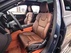 2021 Volvo XC60 4WD Luxury, синий — фото 11