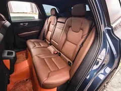 2021 Volvo XC60 4WD Luxury, синий — фото 13