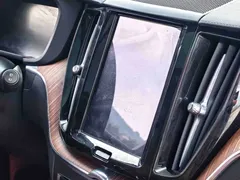 2021 Volvo XC60 4WD Luxury, синий — фото 28