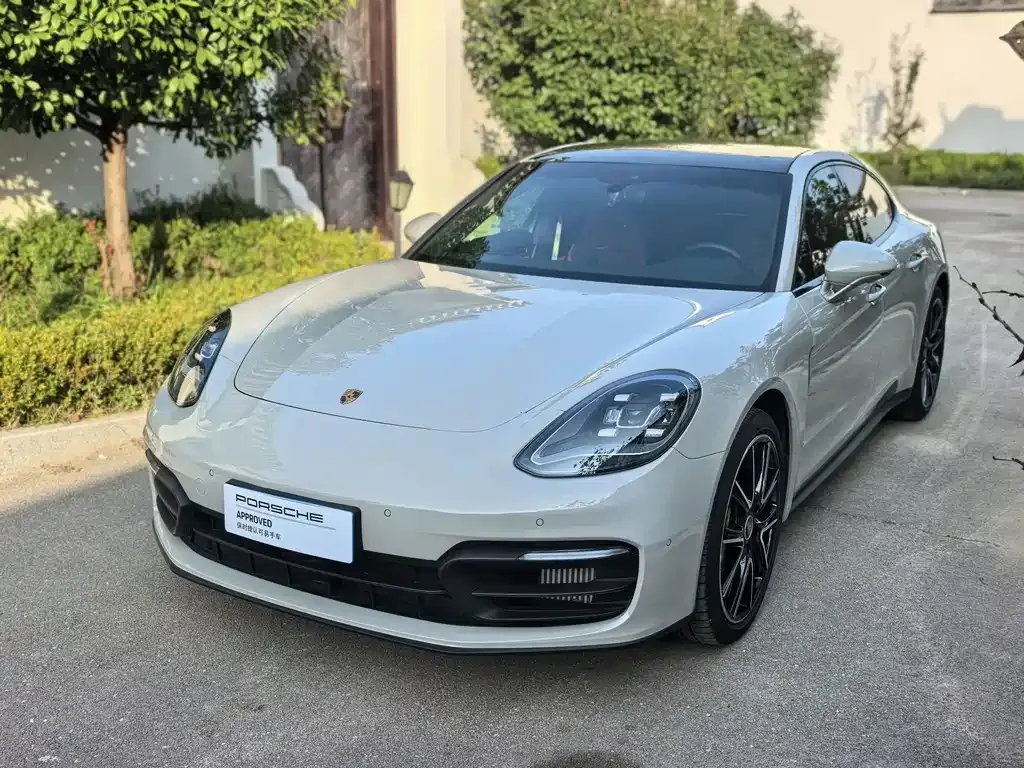2023 Porsche Panamera 2.9T Platinum Edition