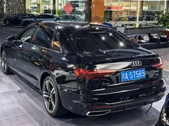 2022 Audi A4L 40 TFSI Luxury Sport — фото 11