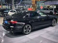 2022 Audi A4L 40 TFSI Luxury Sport — фото 12
