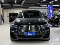 2021 BMW X5 xDrive40i M Sport Package, чёрный — фото 2