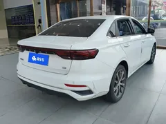 2023 Geely Emgrand 4th Gen Champion 1.5L CVT Premium, белый — фото 3