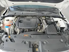 2023 Geely Emgrand 4th Gen Champion 1.5L CVT Premium, белый — фото 10