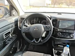 2020 Mitsubishi Outlander 2.0L 2WD Enjoy 7, белый — фото 11
