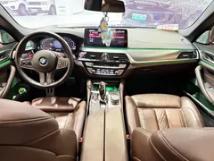 2022 BMW 5 Series 540i Fashion M Sport Package, чёрный — фото 12