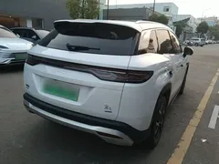 2025 BYD Song L PHEV 160km Smart Driving Exceed, белый — фото 7