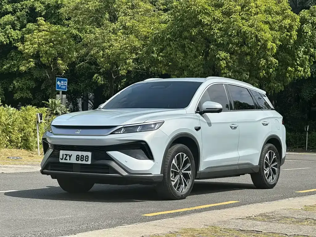 2026 BYD Song Pro DM-i PHEV 133km Exceed