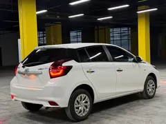 2022 Toyota Vios FS 1.5L 20th Anniversary, белый — фото 4