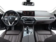 2021 BMW 5 Series 530Li Premium Luxury Package, чёрный — фото 7