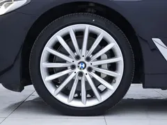 2021 BMW 5 Series 530Li Premium Luxury Package, чёрный — фото 18