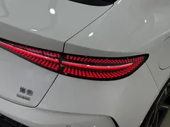2022 BYD Seal 650km 4WD Performance, белый — фото 6