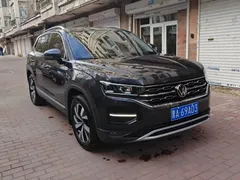 2022 Volkswagen Tayron 280TSI 2WD Luxury, чёрный — фото 3