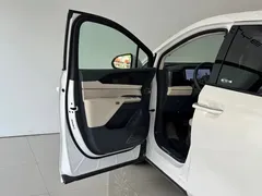 2026 BYD Xia DM-i PHEV 1.5T 218km Excellence, белый — фото 15