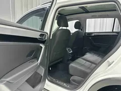 2022 Volkswagen Tayron 280TSI 2WD Luxury, белый — фото 18