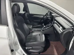 2021 Haval M6 PLUS 1.5T MT Luxury, белый — фото 9