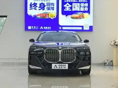 2023 BMW 7 Series 735Li M Sport Package, чёрный — фото 2