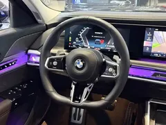 2023 BMW 7 Series 735Li M Sport Package, чёрный — фото 5