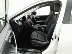 2020 Toyota RAV4 Hybrid 2.5L E-CVT 4WD Elite Plus, белый — фото 10