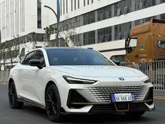 2022 Changan UNI-V 1.5T Sport, белый — фото 2