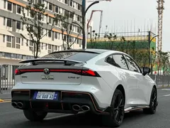 2022 Changan UNI-V 1.5T Sport, белый — фото 8