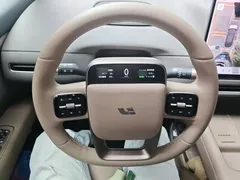 2025 Li Auto i6 2WD Standard — фото 6