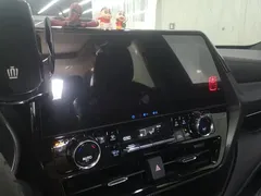 2021 Toyota Crown Kluger 2.5L HEV 4WD Premium, чёрный — фото 13