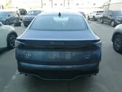 2025 BYD Seal 06 DM-i PHEV Smart Driving 120KM Prestige — фото 6